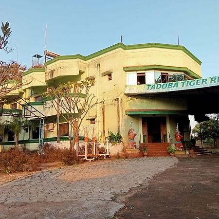 Oyo Flagship Tadoba Tiger Resort Mohurli Ngoại thất bức ảnh