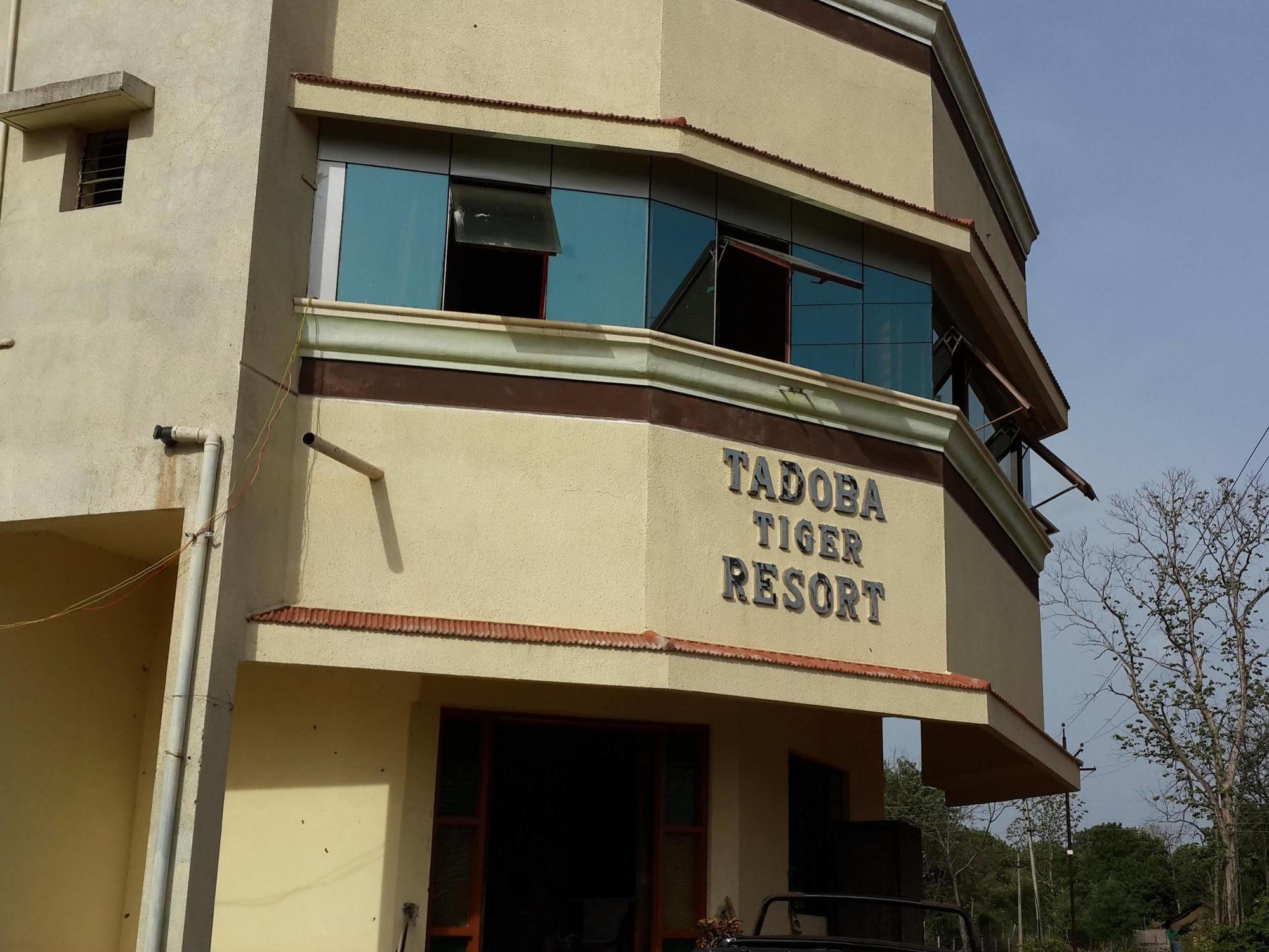 Oyo Flagship Tadoba Tiger Resort Mohurli Ngoại thất bức ảnh